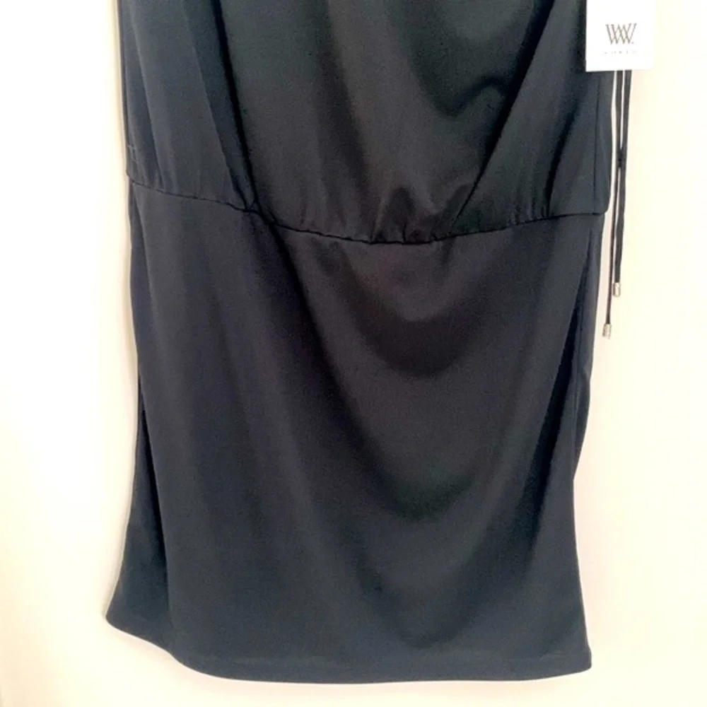 NWT Worth Little Black (Matte) Blouson Dress. One Shoulder Key Hole. Size 6
